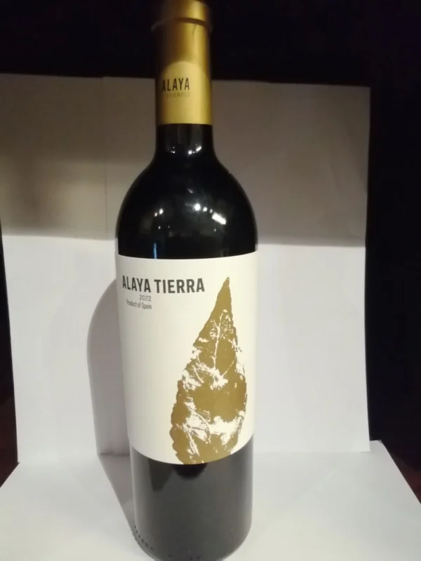 VINO ALAYA TIERRA