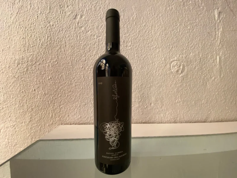 Vino tinto Rafael Cambra UNO
