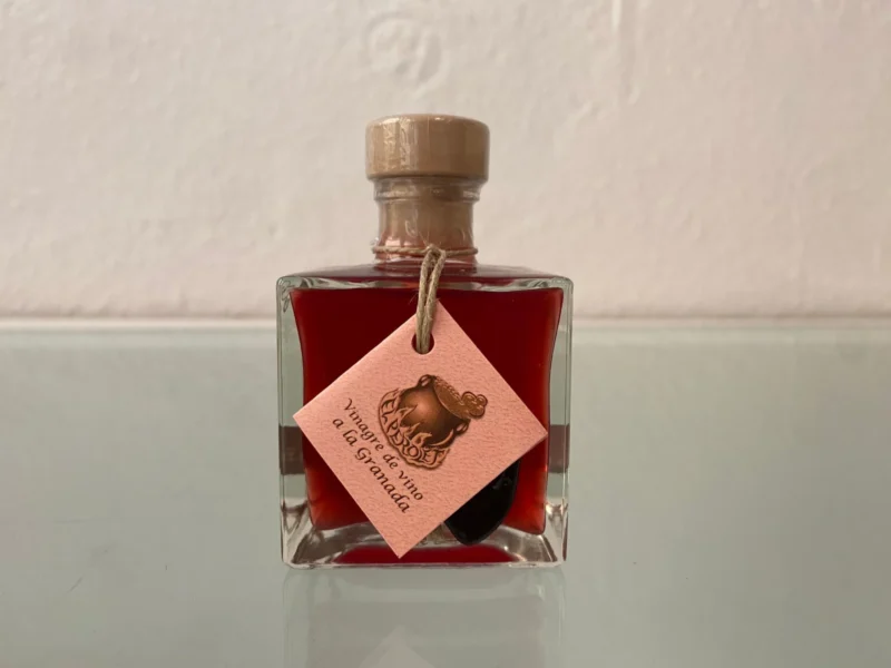 Vinagre pequeño de vino a la Granada