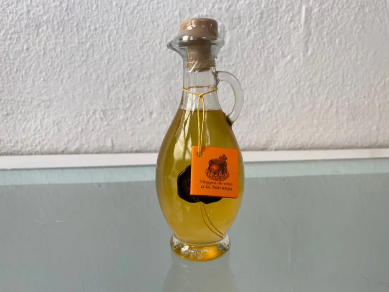 Vinagre mediano de vino a la Naranja
