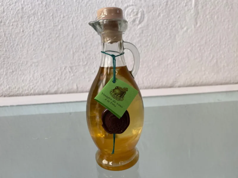 Vinagre mediano de vino a la Piña