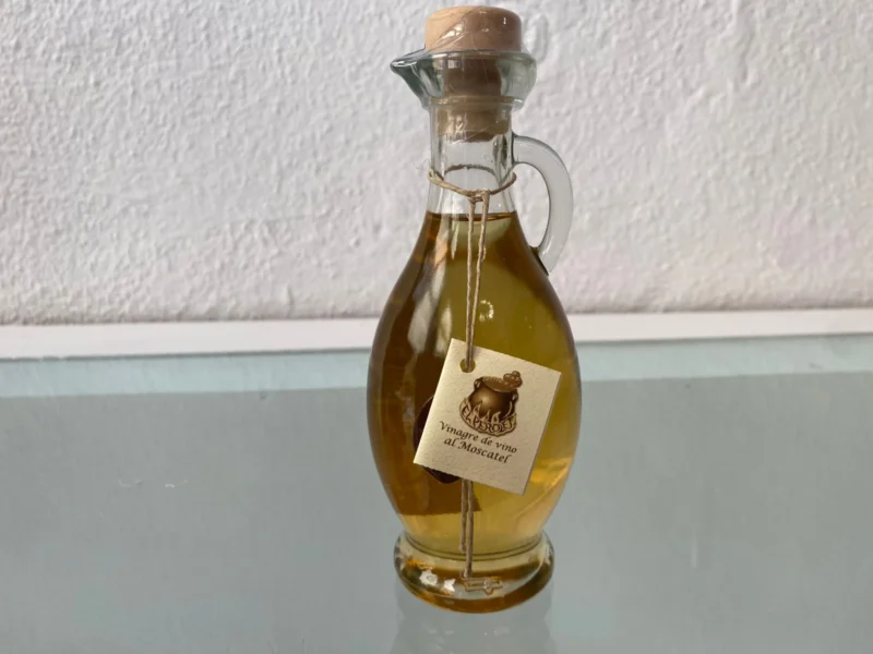 Vinagre mediano de vino al Moscatel